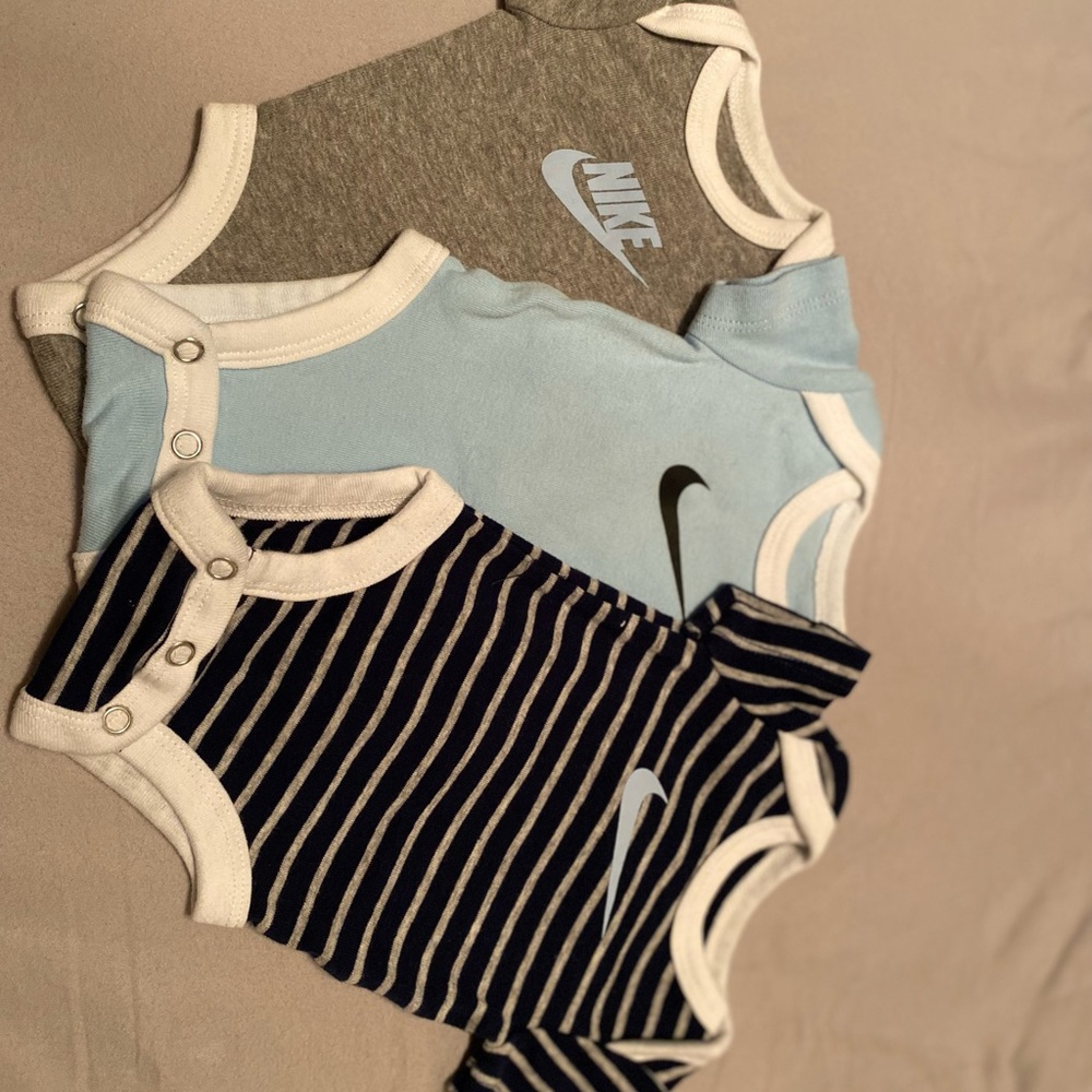 NB Nike Onesis ( 3 )
